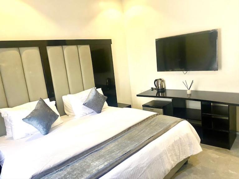 Jada Hotel And Suits Lagos Dış mekan fotoğraf