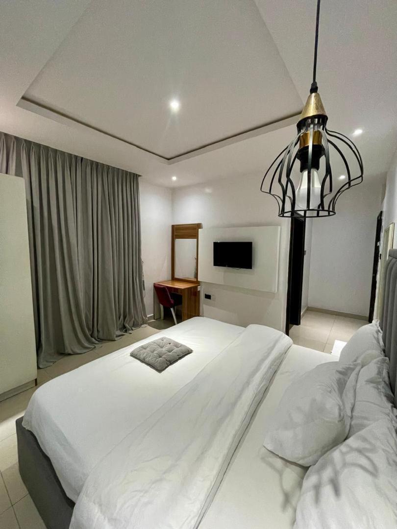 Jada Hotel And Suits Lagos Dış mekan fotoğraf