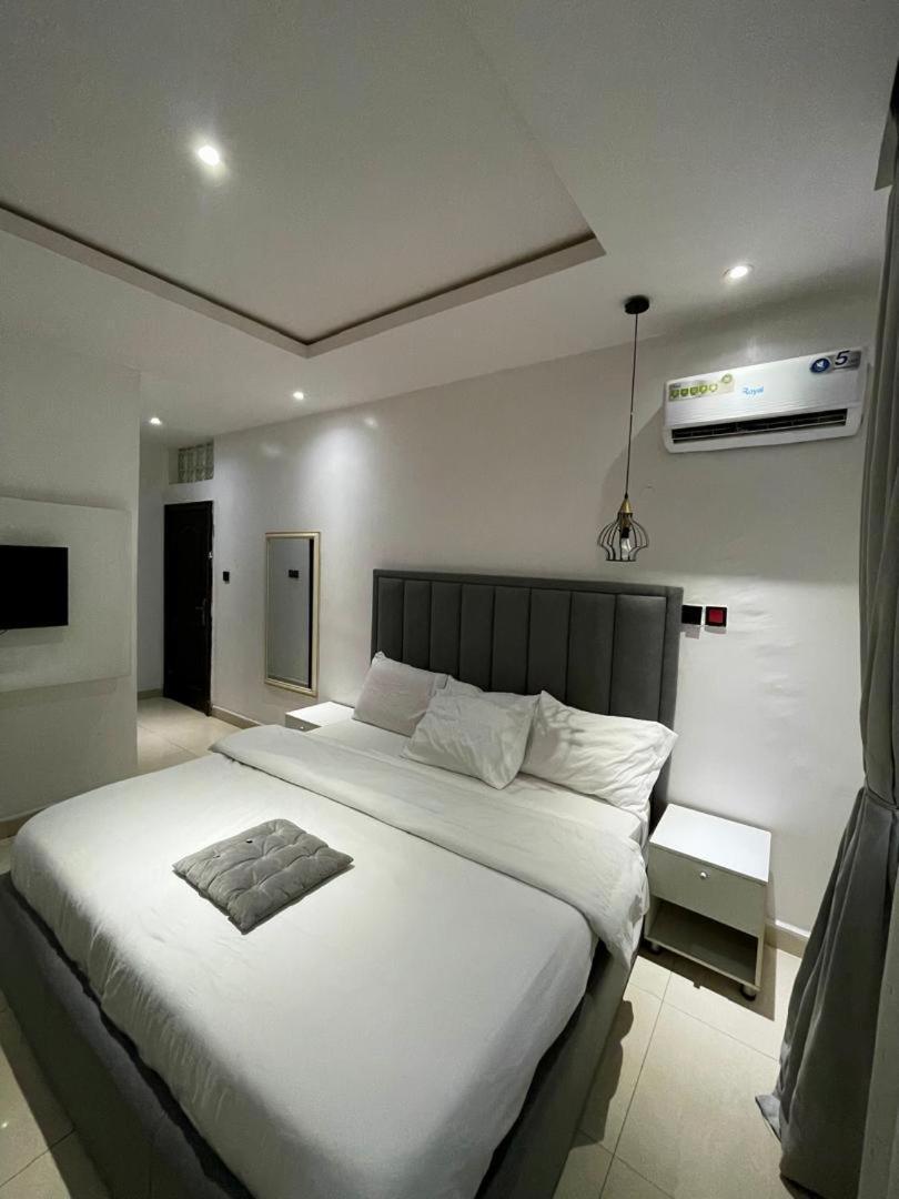 Jada Hotel And Suits Lagos Dış mekan fotoğraf